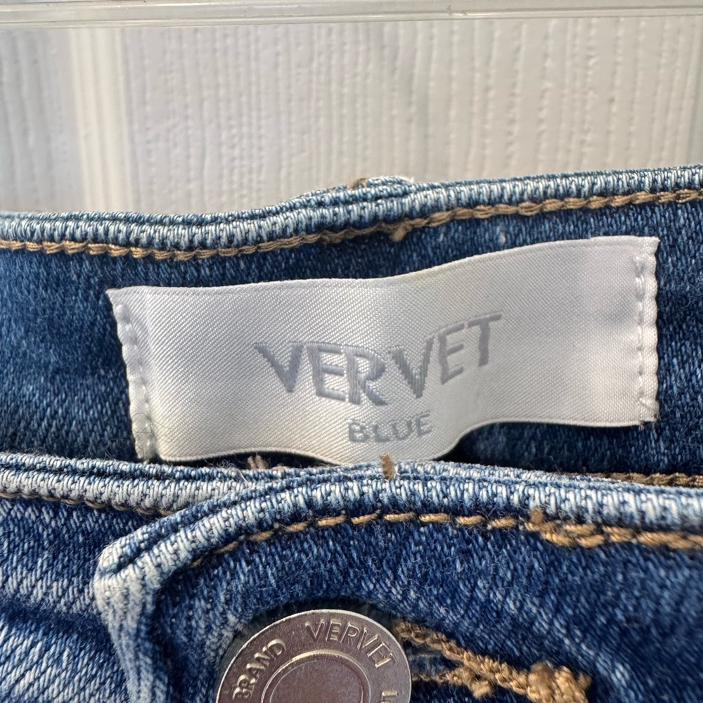 Vervet Women's Classic Blue Straight Leg Jeans